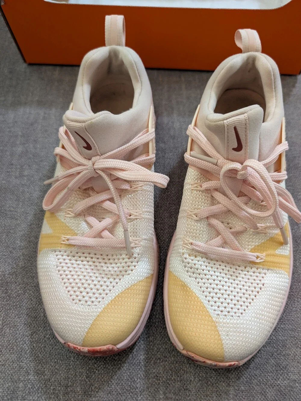 Nike Metcon Flyknit 3 Women's US 8 Echo Pink